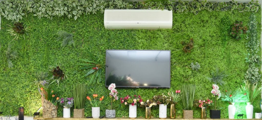 קיר ירוק מלאכותי